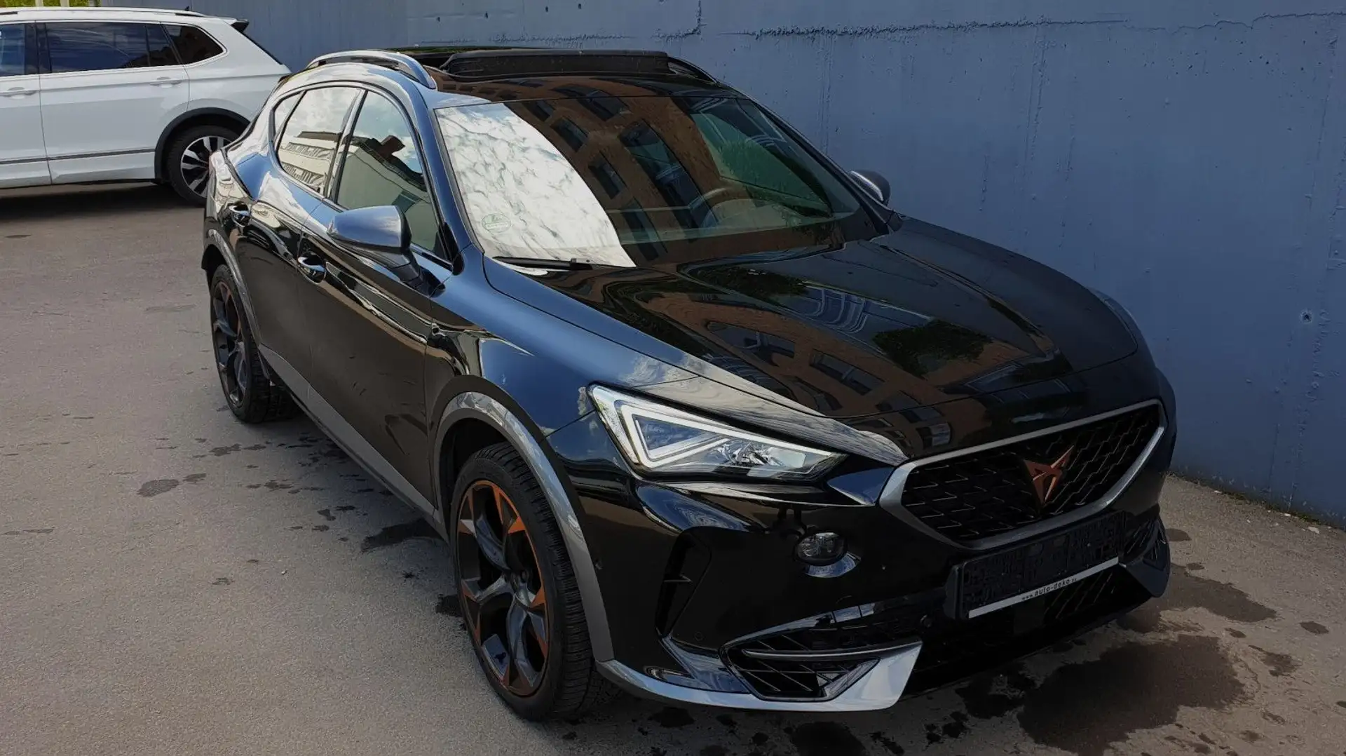 CUPRA Formentor 2.0 TSI VZ 4D DSG Pano/SSL/ACC/AHK Schwarz - 2