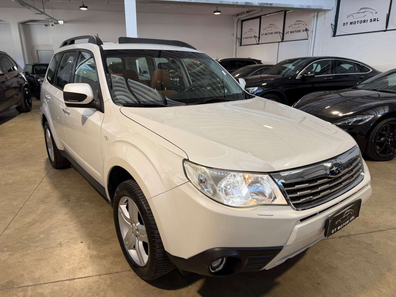 Subaru Forester 2.0 4WD TAGLIANDI SUBARU-UNICOPROP-TETTO-AUTOMATIC