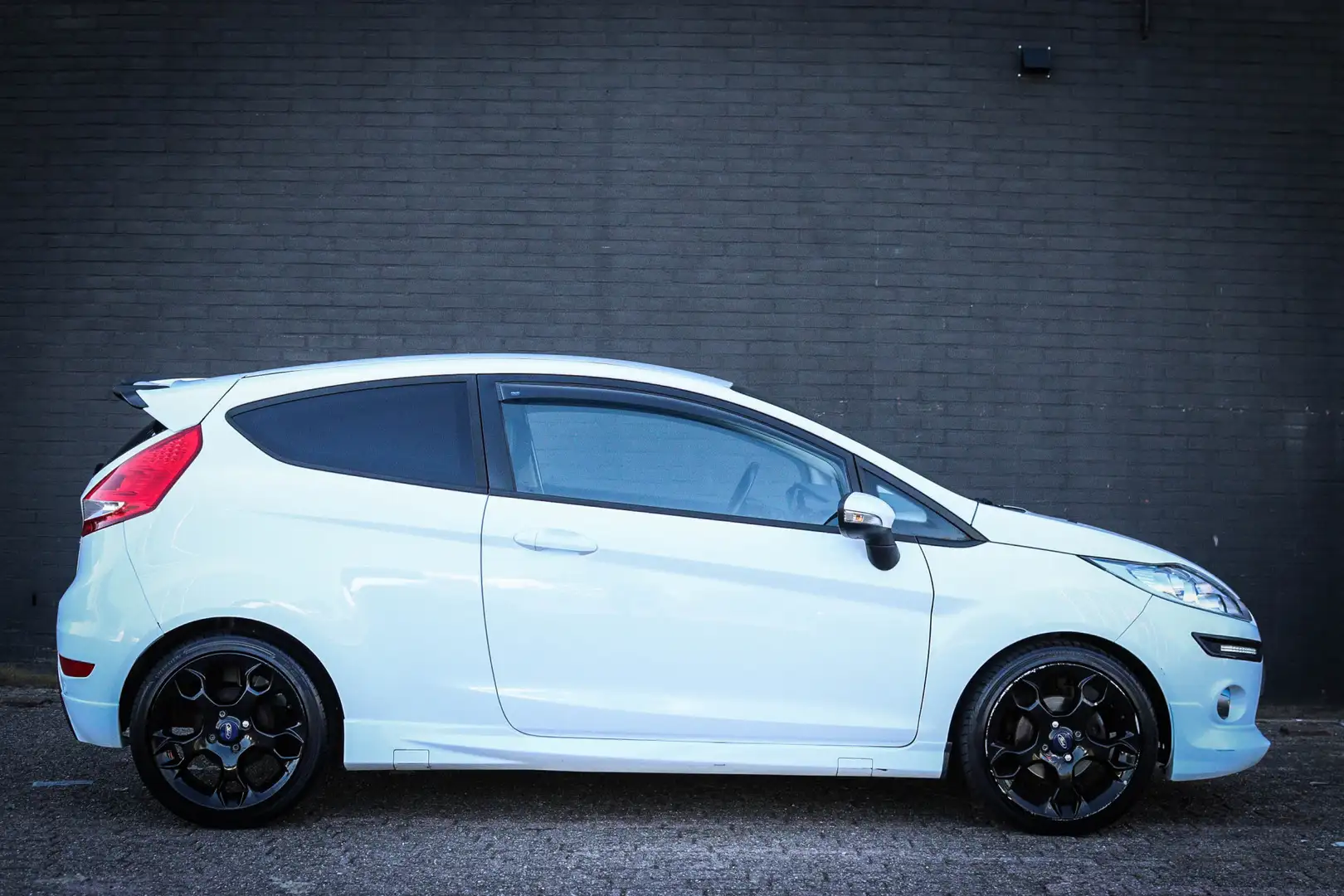 Ford Fiesta 1.6 Metal Wit - 2