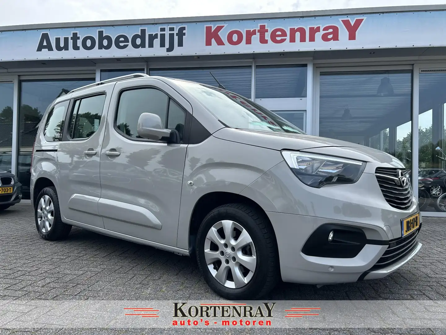 Opel Combo Life 1.2 Turbo L1H1 Edition 100% dealer onderhouden/nav Grijs - 1