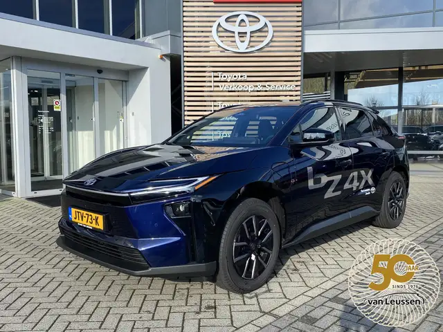 Toyota bZ4X EXECUTIVE 73KWH MODEL 2026! WARMTEPOMP STOELVERW/K