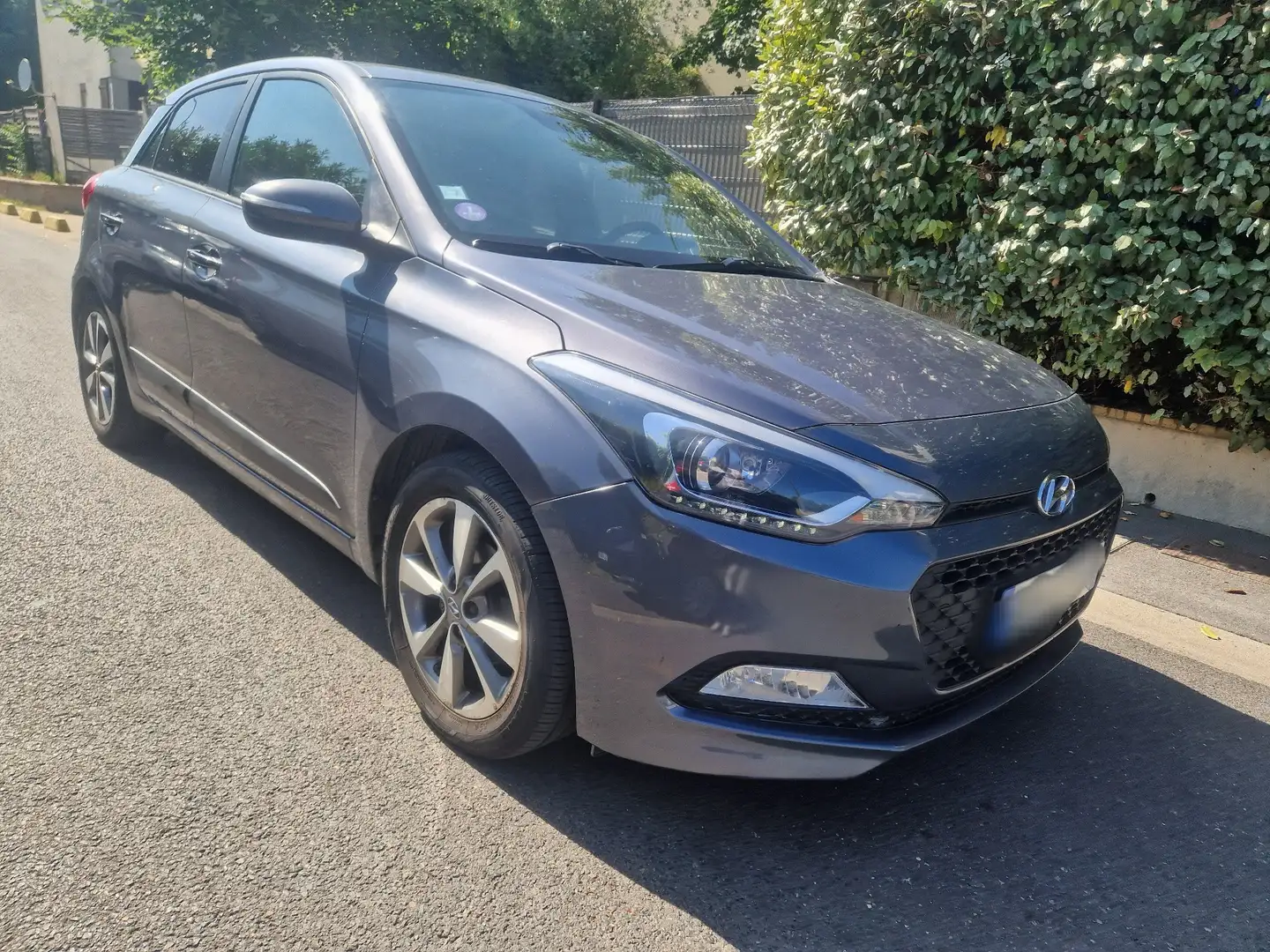 Hyundai i20 1.2 84 Edition Navi Caméra 5 portes 2017 - 1