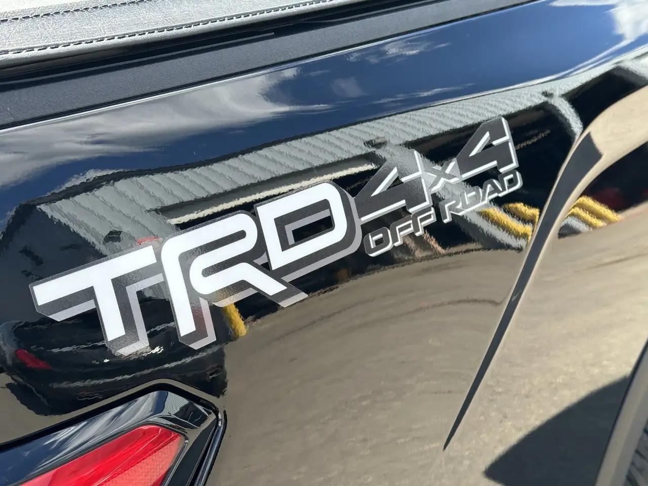 Toyota Tundra снимка Toyota Tundra