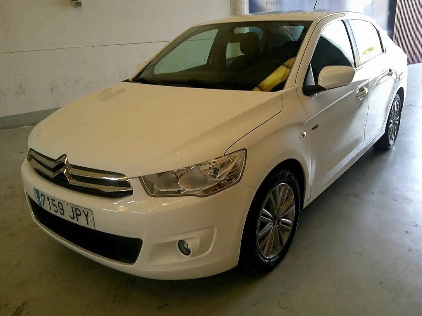 Citroen C-Elysée 1.6BlueHDi Exclusive 100 Blanc - 1