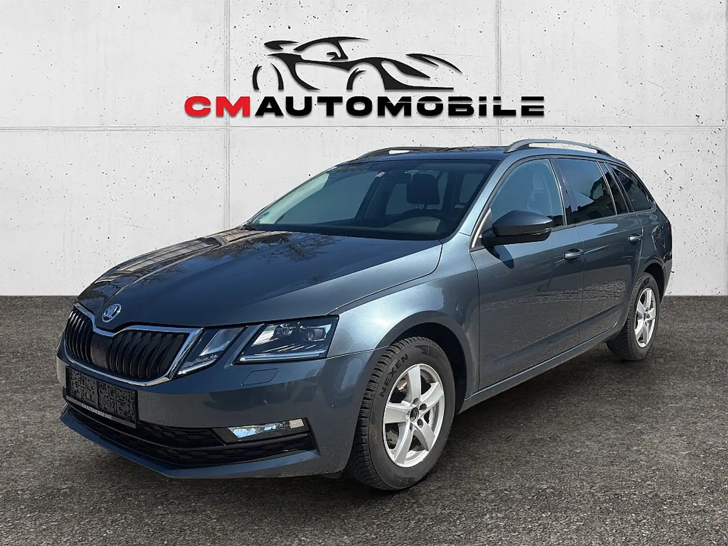 Skoda Octavia 1,6 TDI Ambition DSG Gris - 1