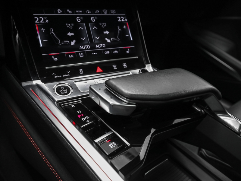 Audi Q8 e-tron Sportback 55 S line Edition Pano AHK Leder — photo 15