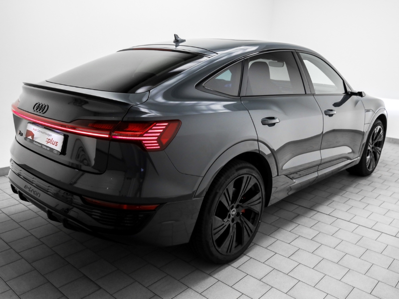 Audi Q8 e-tron Sportback 55 S line Edition Pano AHK Leder — photo 5