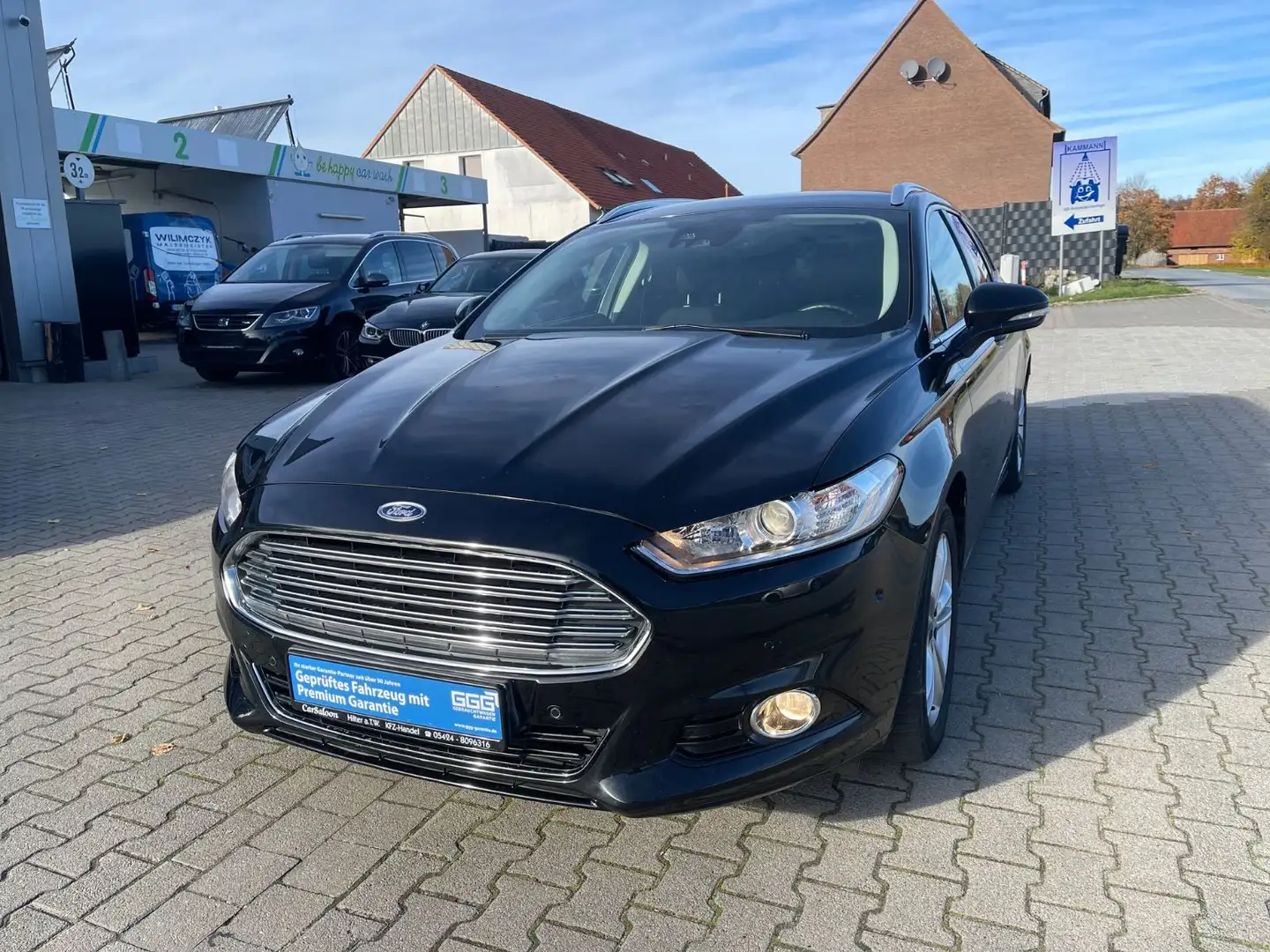 Ford Mondeo Turnier Titanium Schwarz - 1