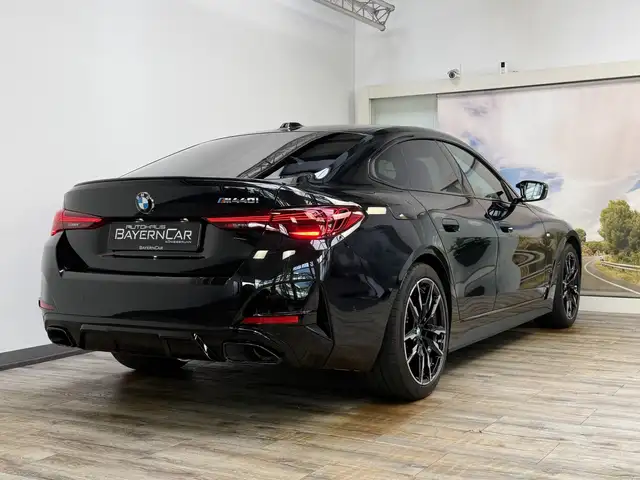 BMW M view 6