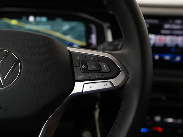 Volkswagen Polo view 9