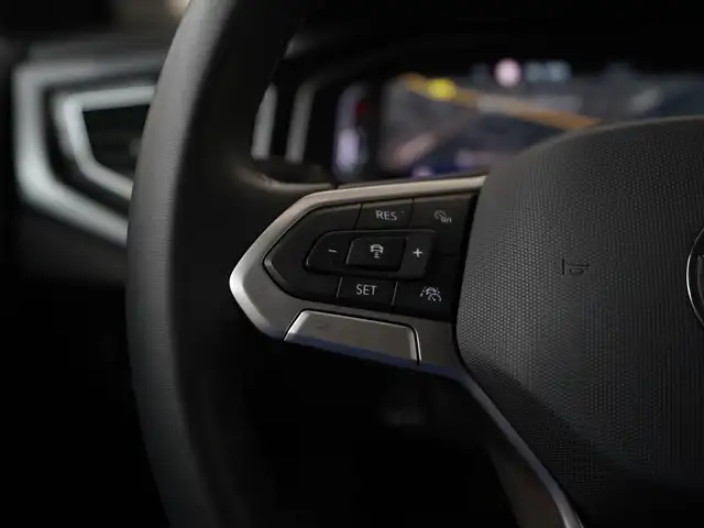Volkswagen Polo view 7