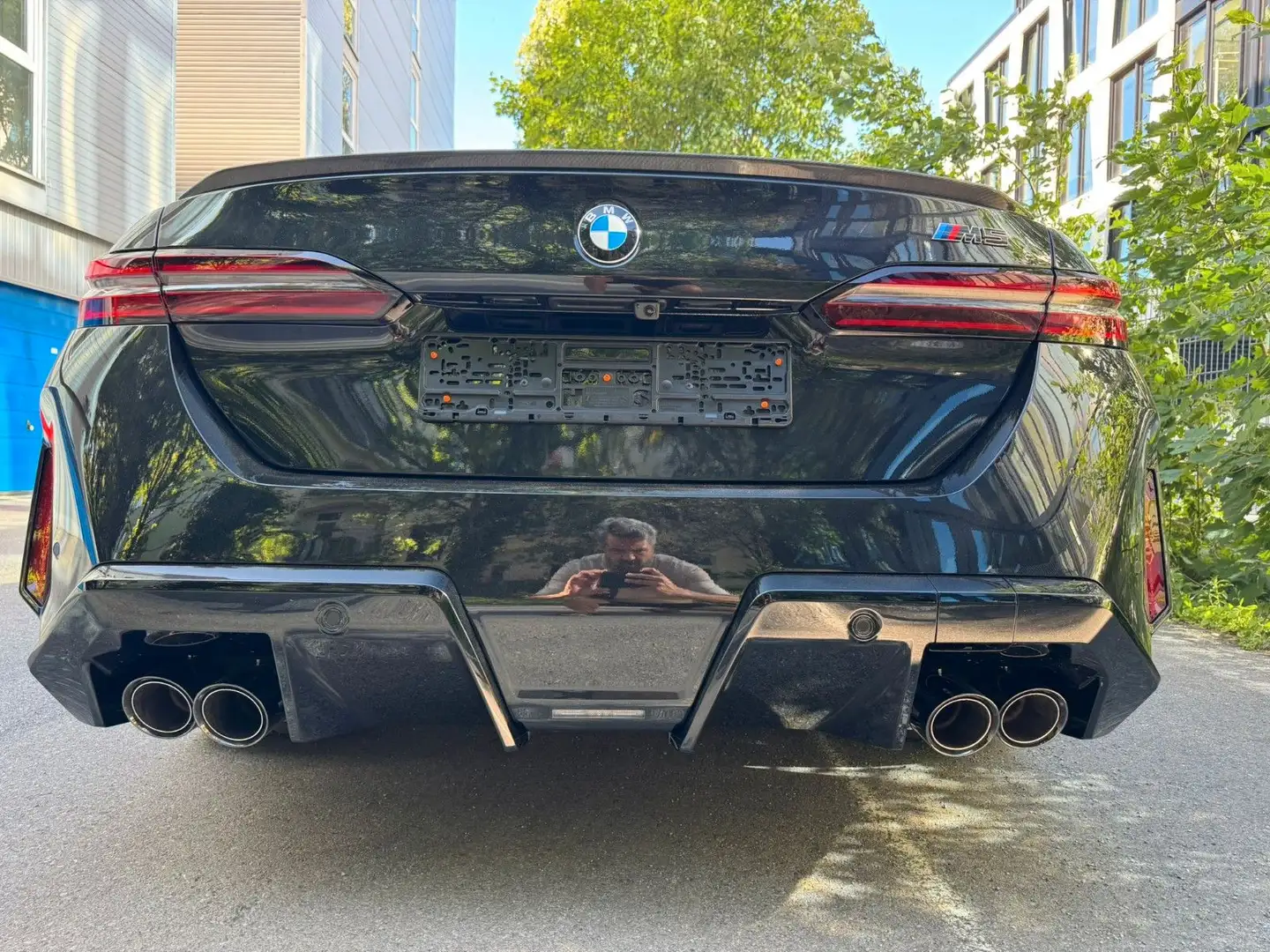 BMW M5 Lim. FULL Carbon B&W Ceramic Brake ULTIMATE Schwarz - 2