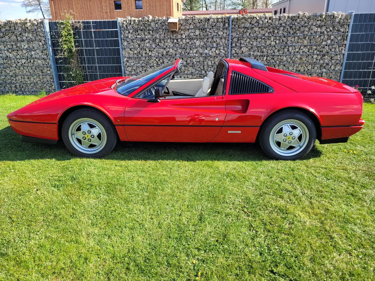 Ferrari 328