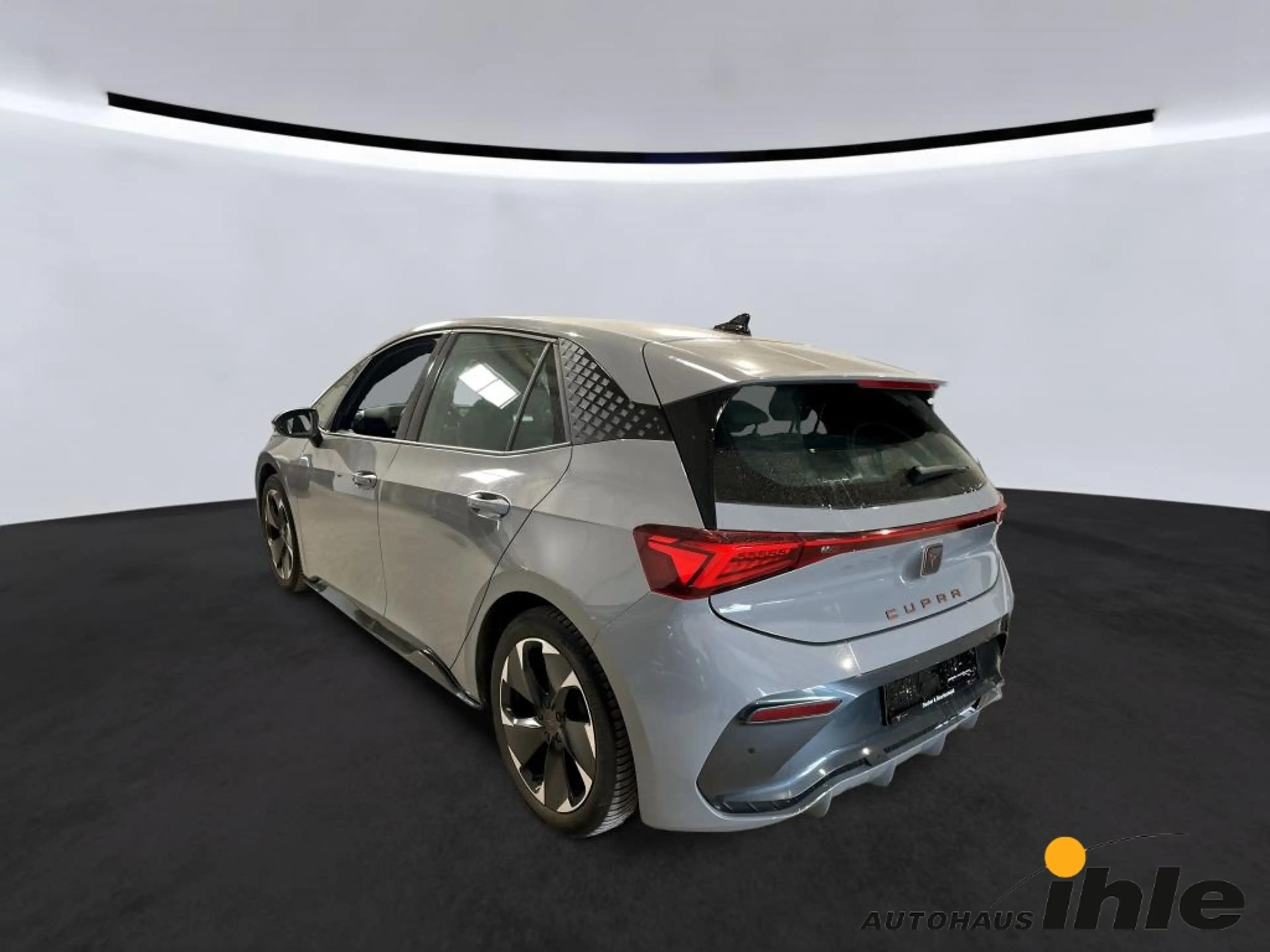 CUPRA Born 58 kWh R-FAHRKAMERA+ACC+SITZHEIZUNG — photo 3