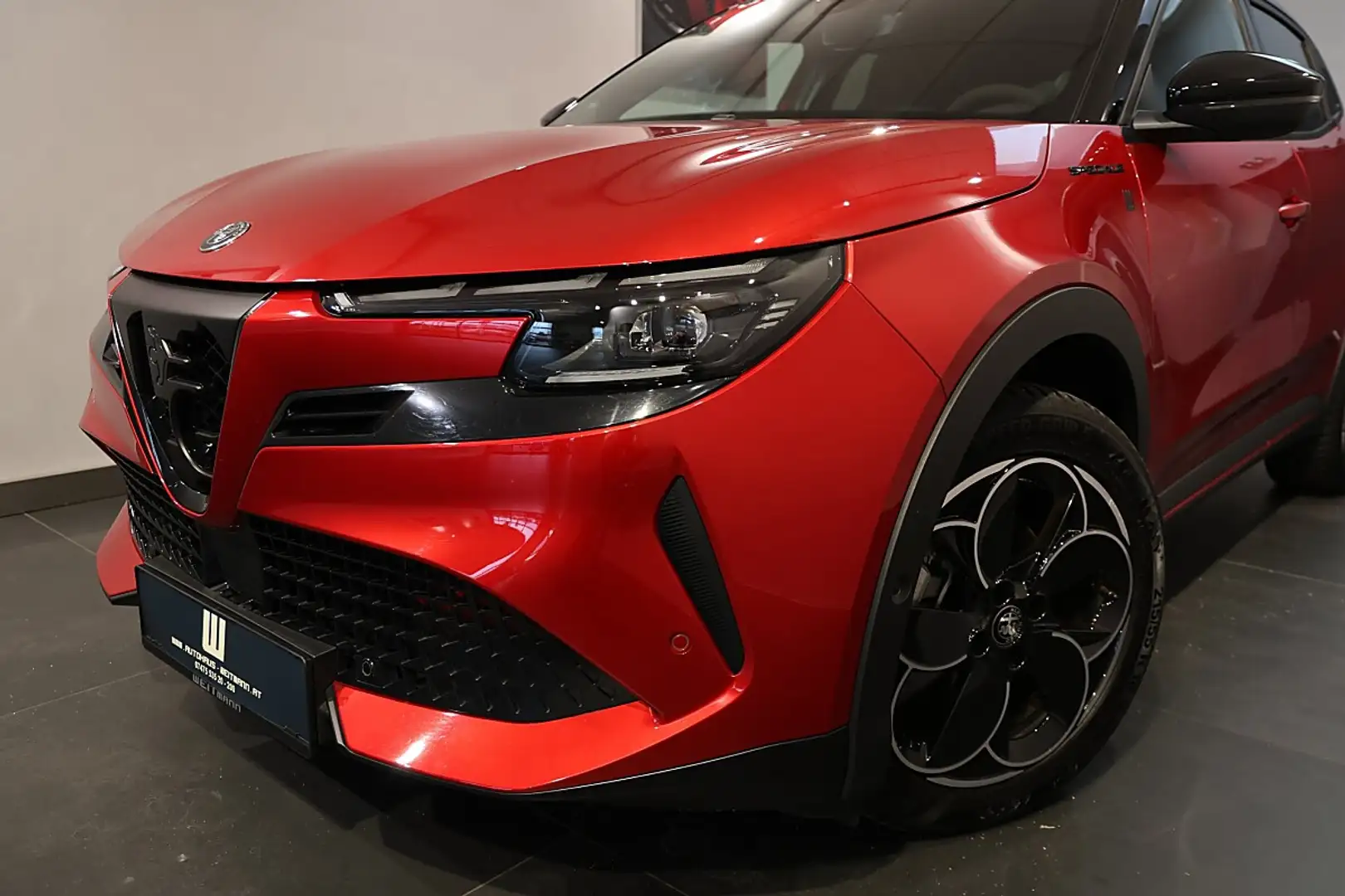 Alfa Romeo Junior Elettrica Batterie 54kWh Speciale Rot - 2