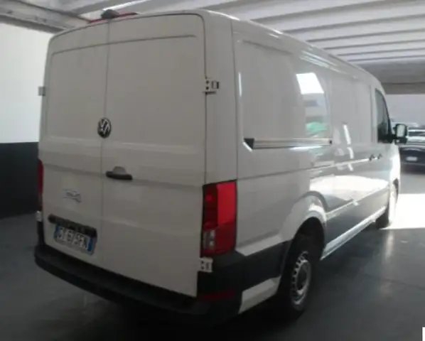 Volkswagen Crafter view 2