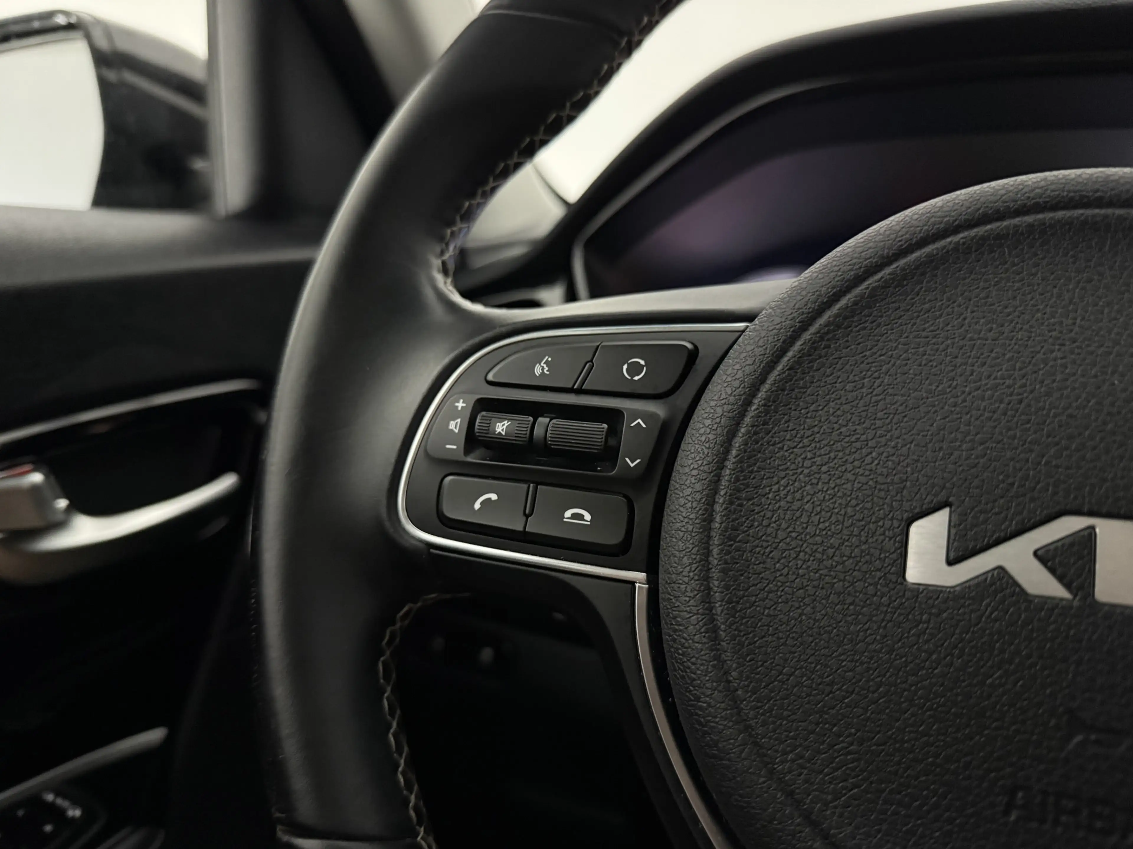 Kia e-Niro DynamicLine 64 kWh | Snelladen | SOH 95% |  Clima — photo 26