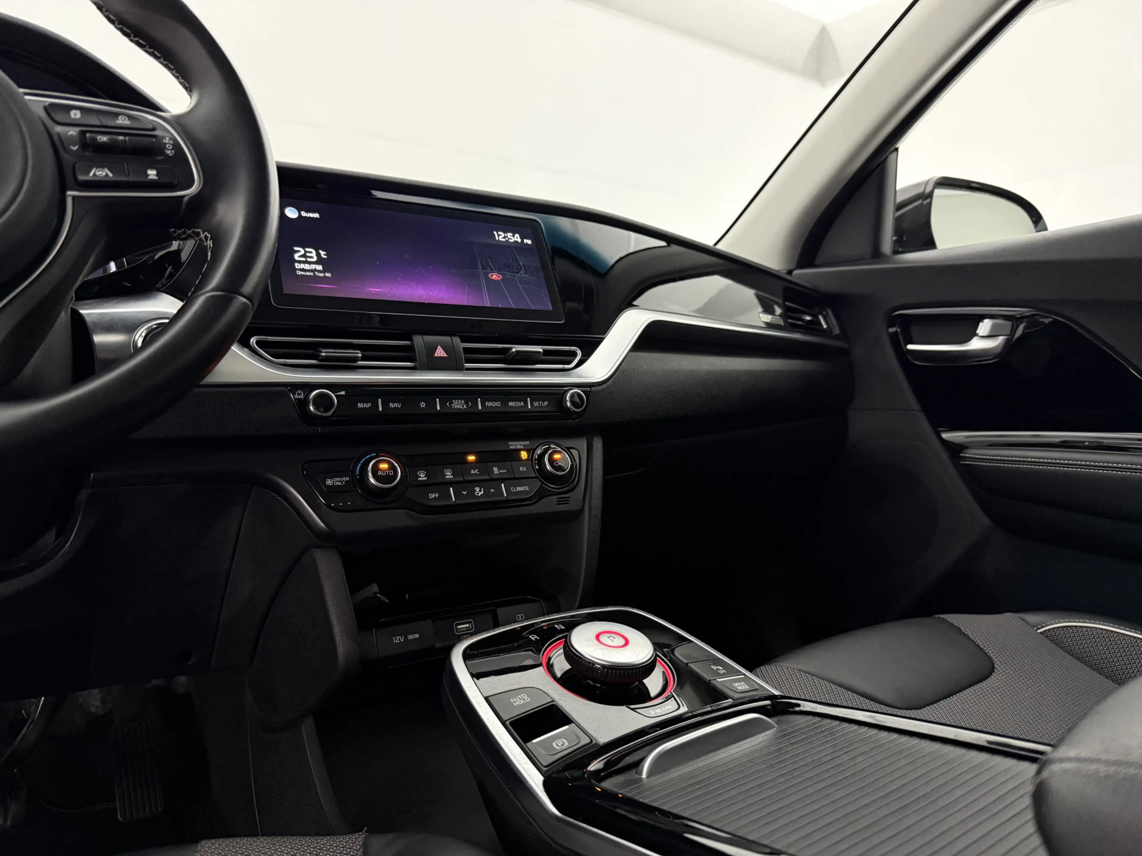 Kia e-Niro DynamicLine 64 kWh | Snelladen | SOH 95% |  Clima — photo 25