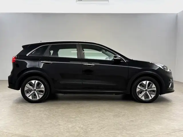 Kia E-Niro view 12