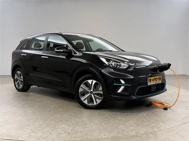 Kia E-Niro view 6