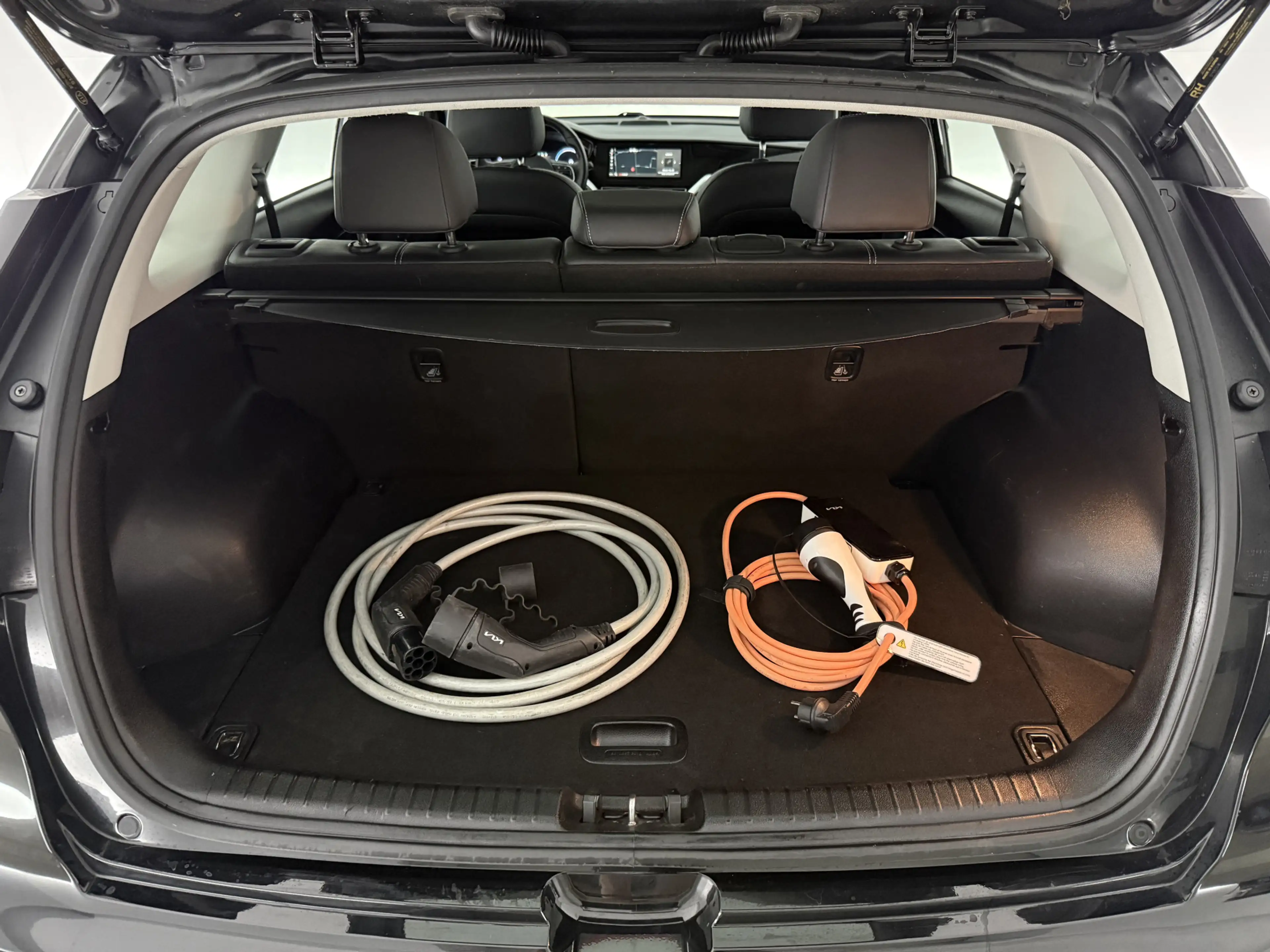 Kia e-Niro DynamicLine 64 kWh | Snelladen | SOH 95% |  Clima — photo 36