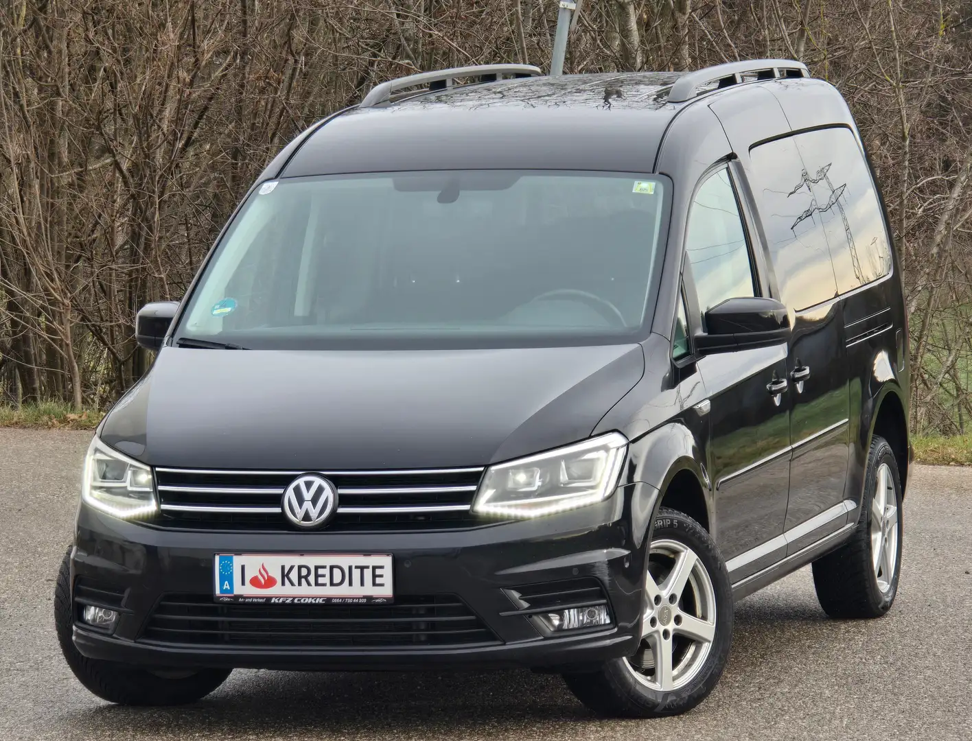 Volkswagen Caddy Maxi Highline 4Motion Top* Kredit* Automatik* Schwarz - 1