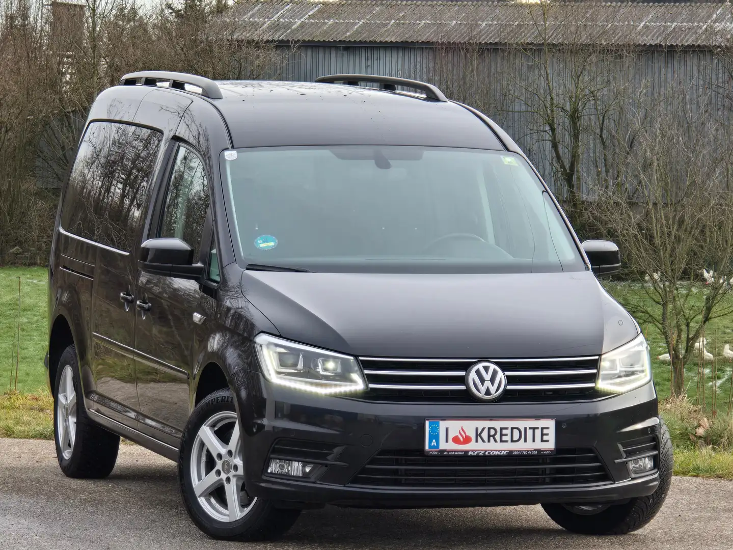 Volkswagen Caddy Maxi Highline 4Motion Top* Kredit* Automatik* Schwarz - 2