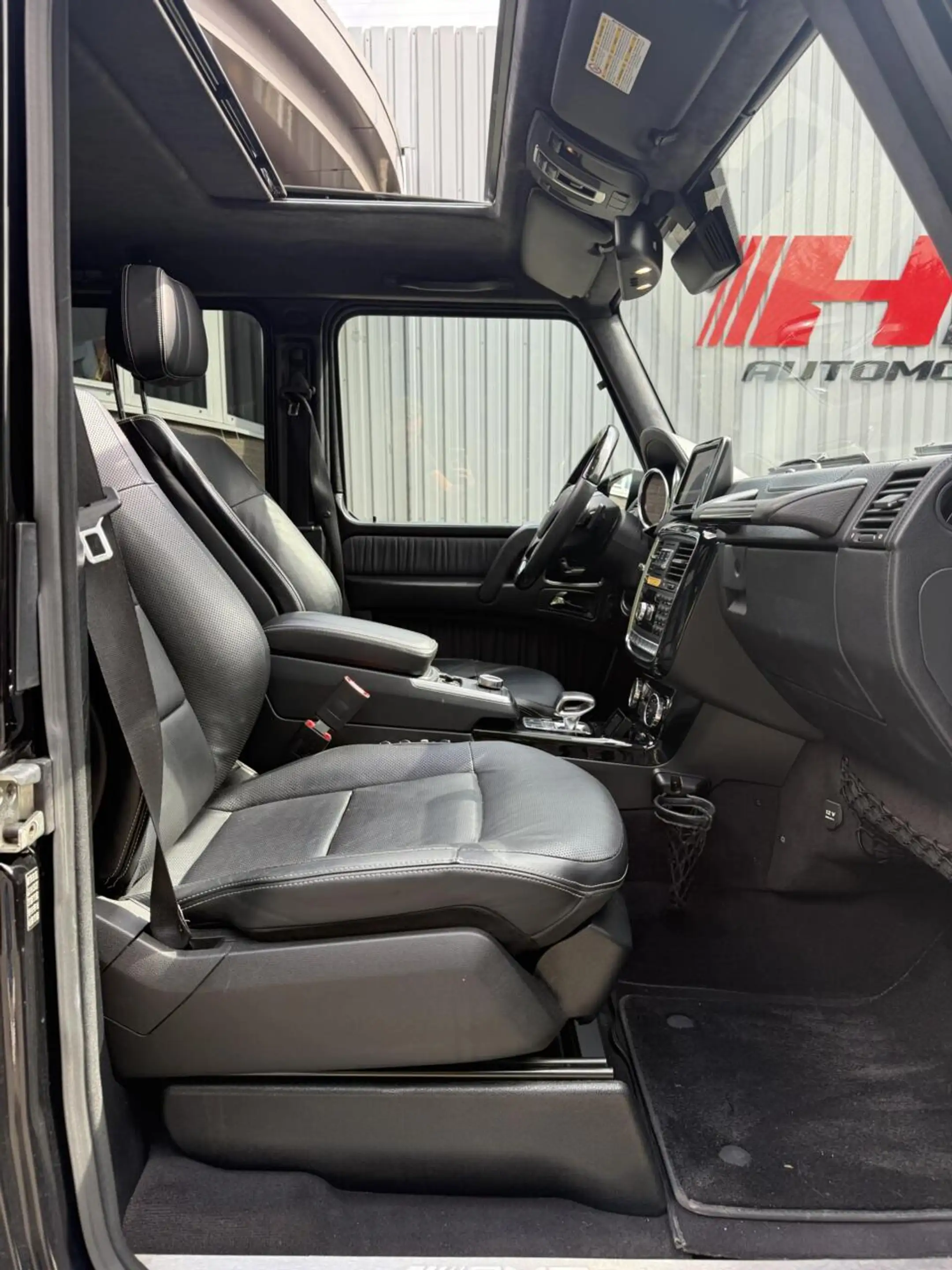 Mercedes-Benz G 63 AMG — photo 14