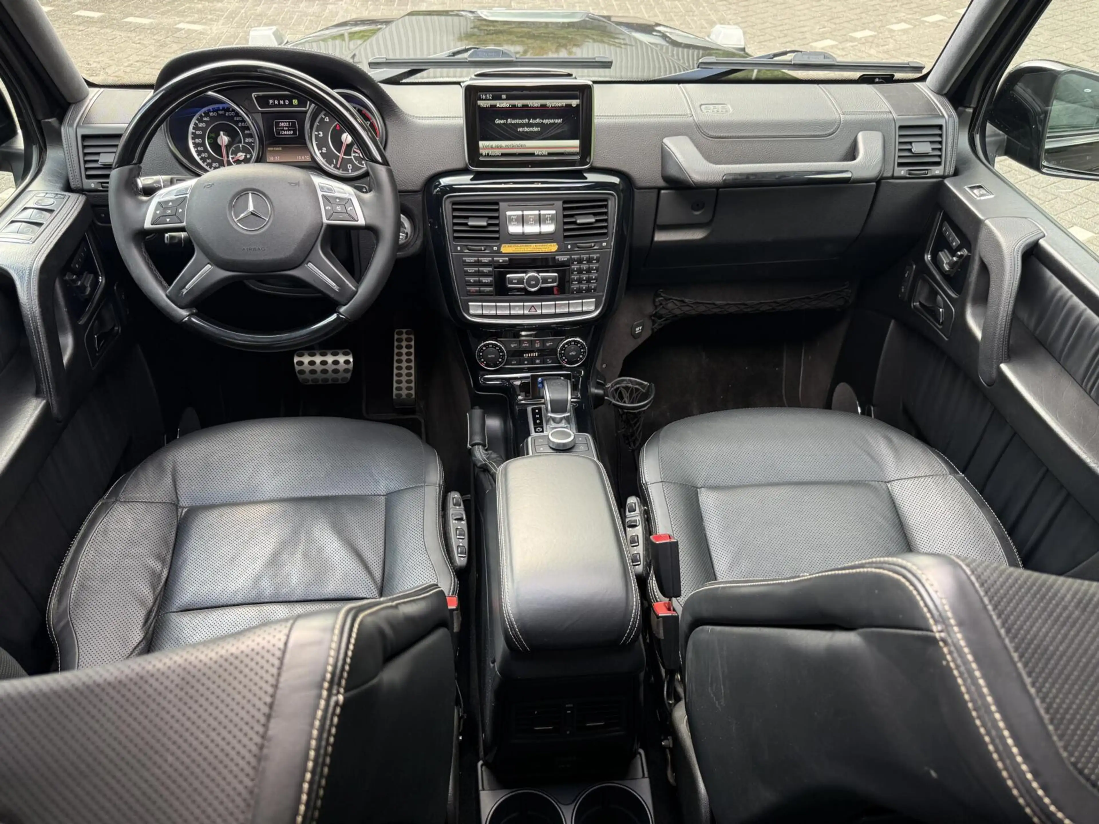 Mercedes-Benz G 63 AMG — photo 12