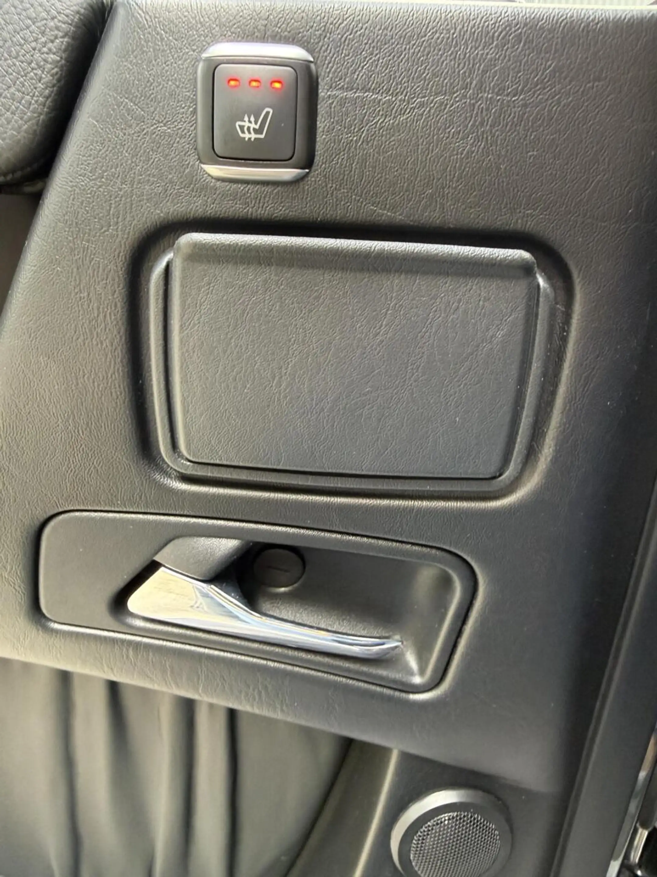 Mercedes-Benz G 63 AMG — photo 31