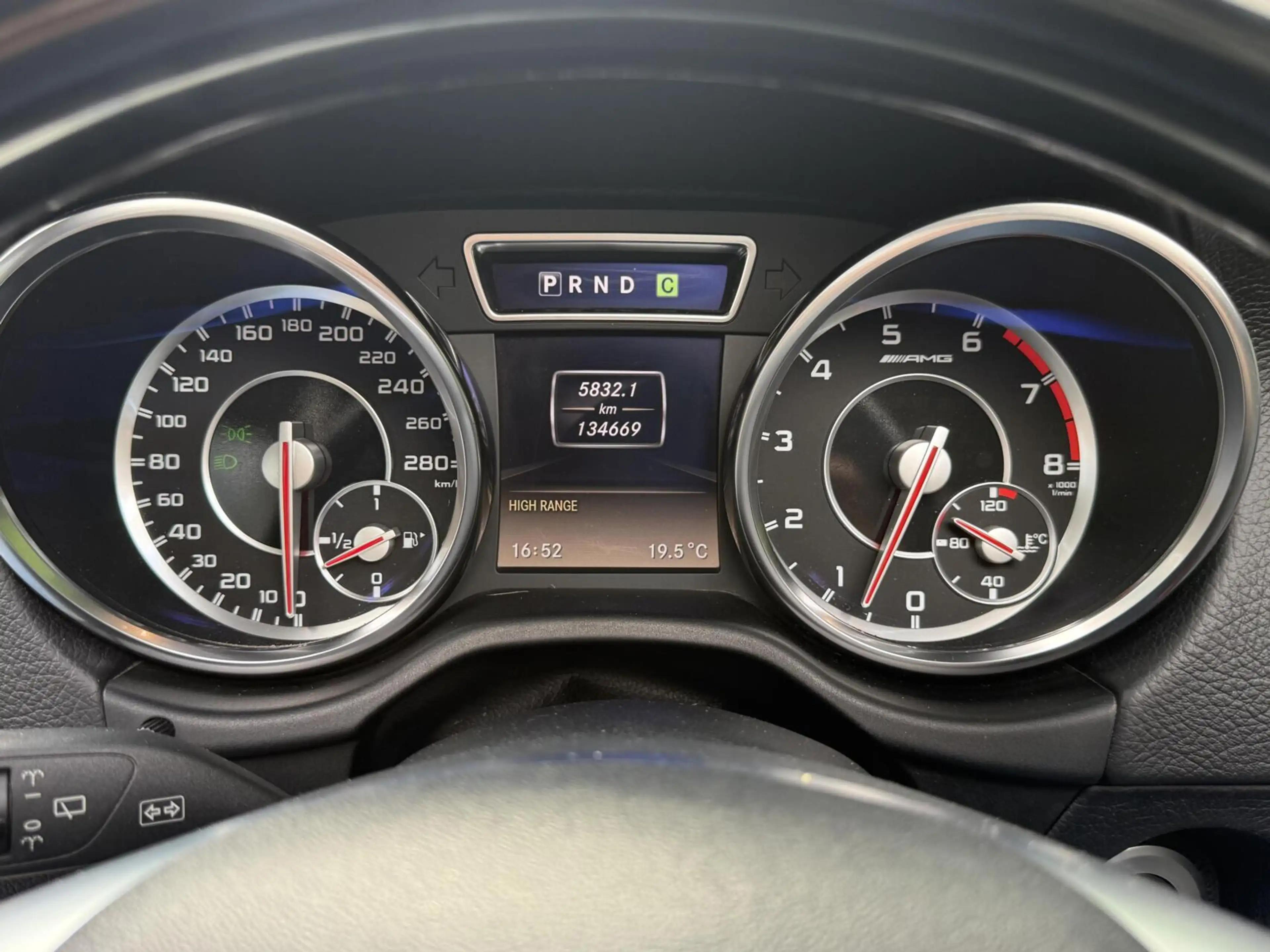 Mercedes-Benz G 63 AMG — photo 20