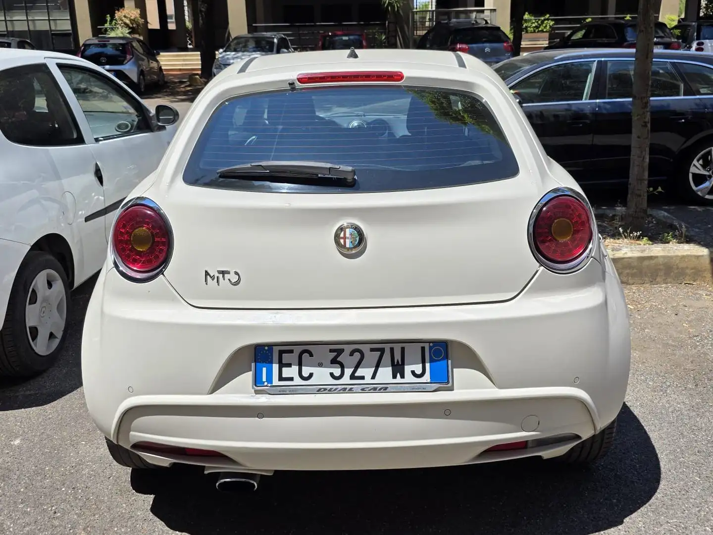 Alfa Romeo MiTo MiTo 2008 1.3 jtdm Distinctive 90cv Белый - 2