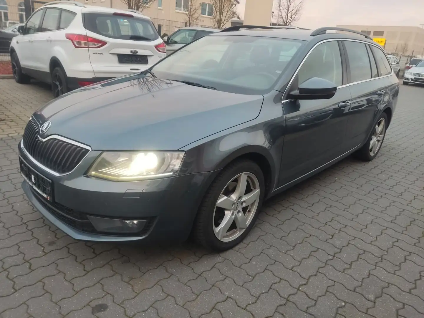 Skoda Octavia Combi Style Šedá - 2