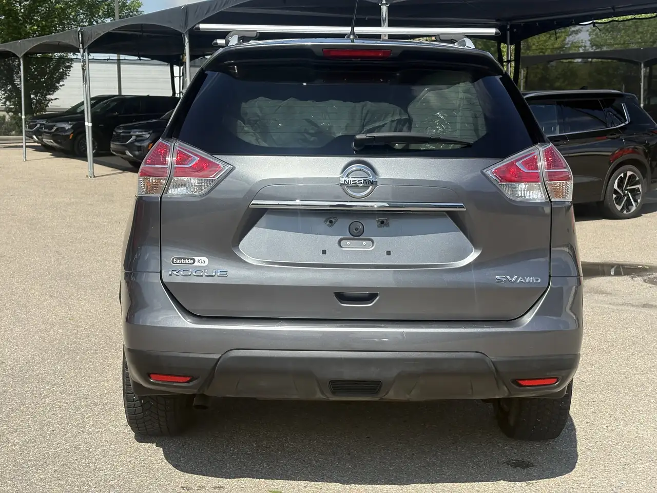 Nissan Rogue снимка Nissan Rogue