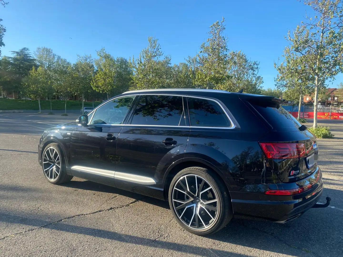 Audi Q7 3.0TDI sport quattro Tip. 200kW(9.75) Czarny - 1