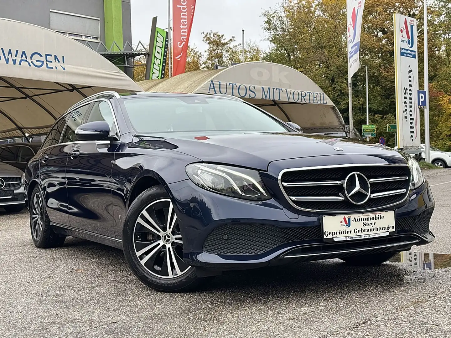 Mercedes-Benz E 220 d Avantgarde Aut.+Navi+R-Kamera+Leder+AHK Blau - 1