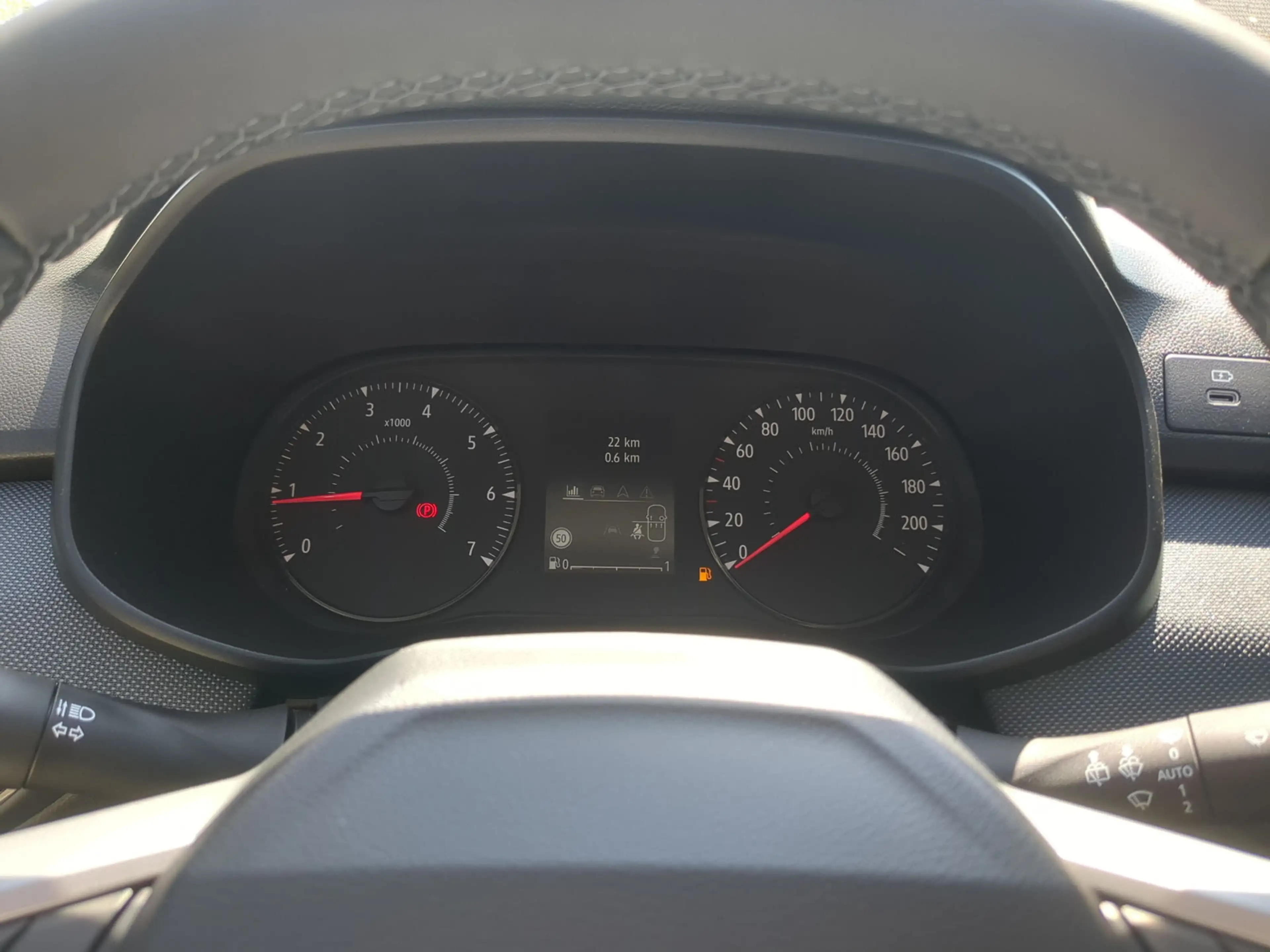 Dacia Sandero Stepway TCe 110 Expression SHZ Navi — photo 14