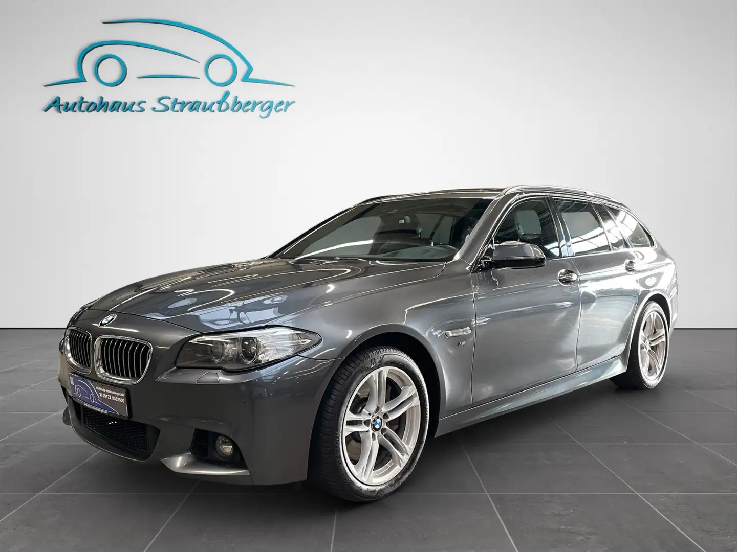 BMW 530 d Tour. xDr. M-Sport BI-XENON AHK HUD PANO Grau - 2