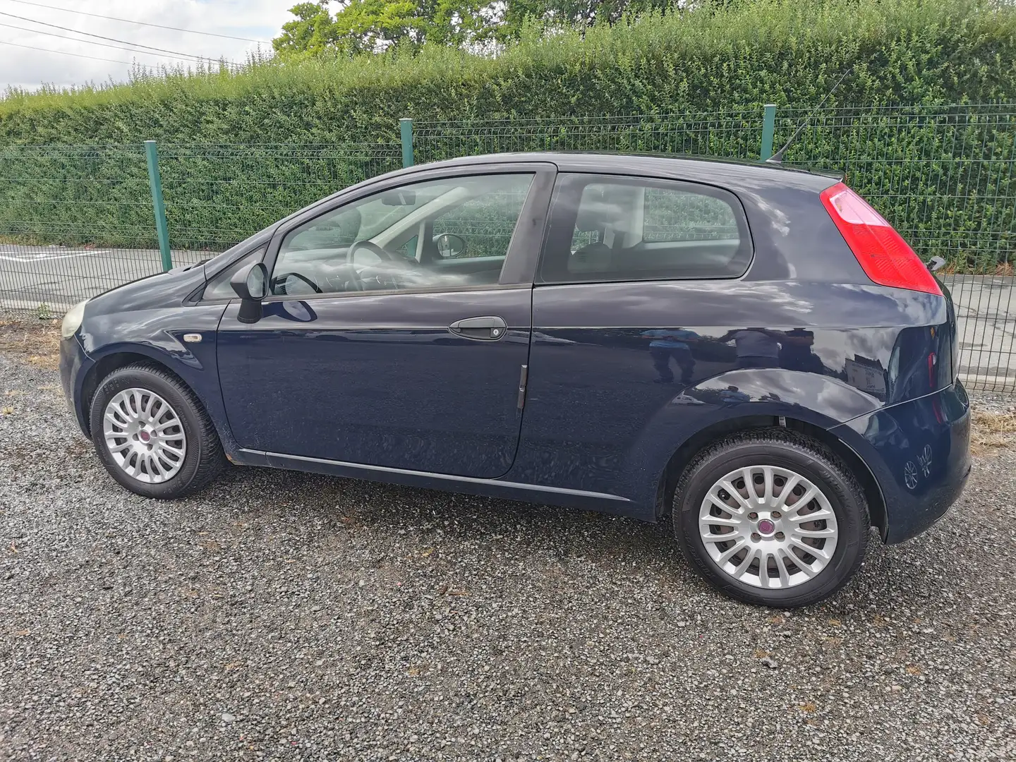 Fiat Grande Punto Punto 1.2i - Avec feuille rose + Garantie 12 mois Noir - 2