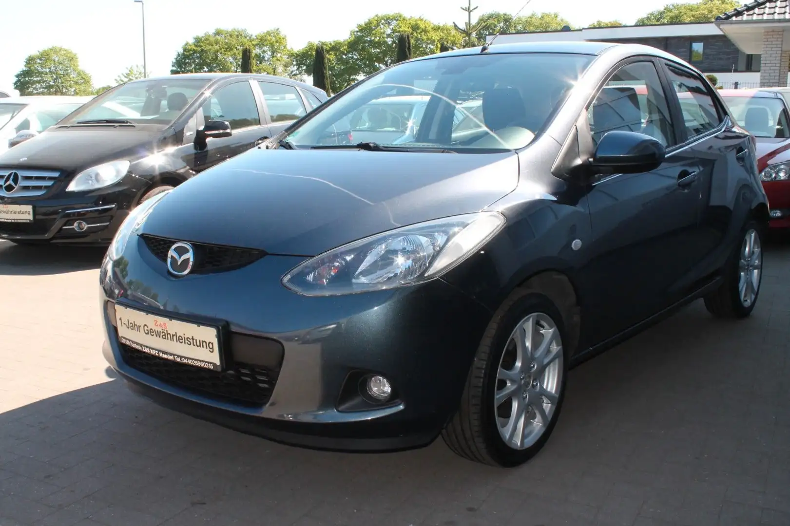Mazda 2 Lim. 1.3 Independence Gris - 2