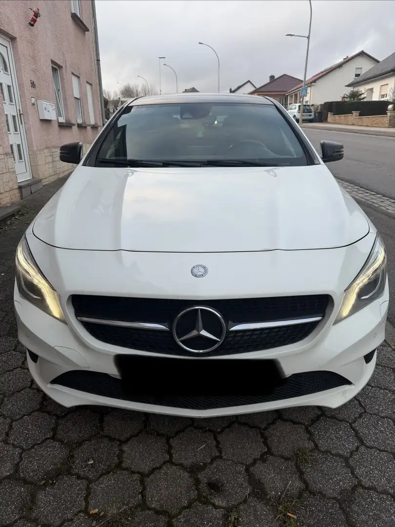 Mercedes-Benz CLA 220 Shooting Brake 220d 4Matic 7G-DCT - 2