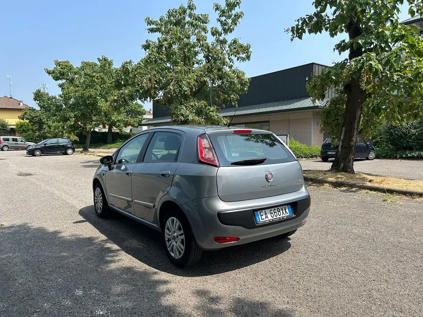 Fiat Punto Evo Punto III 2009 Evo 5p 1.4 Dynamic s Grigio - 2