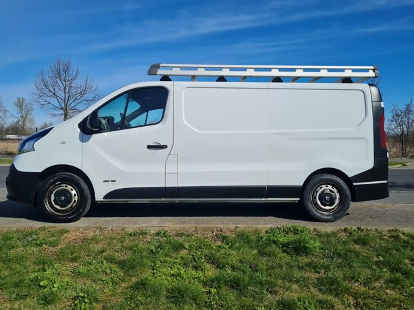 Renault Trafic LANG + KLIMA + 1.HAND +TÜV NEU + ECOMODUS Wit - 1