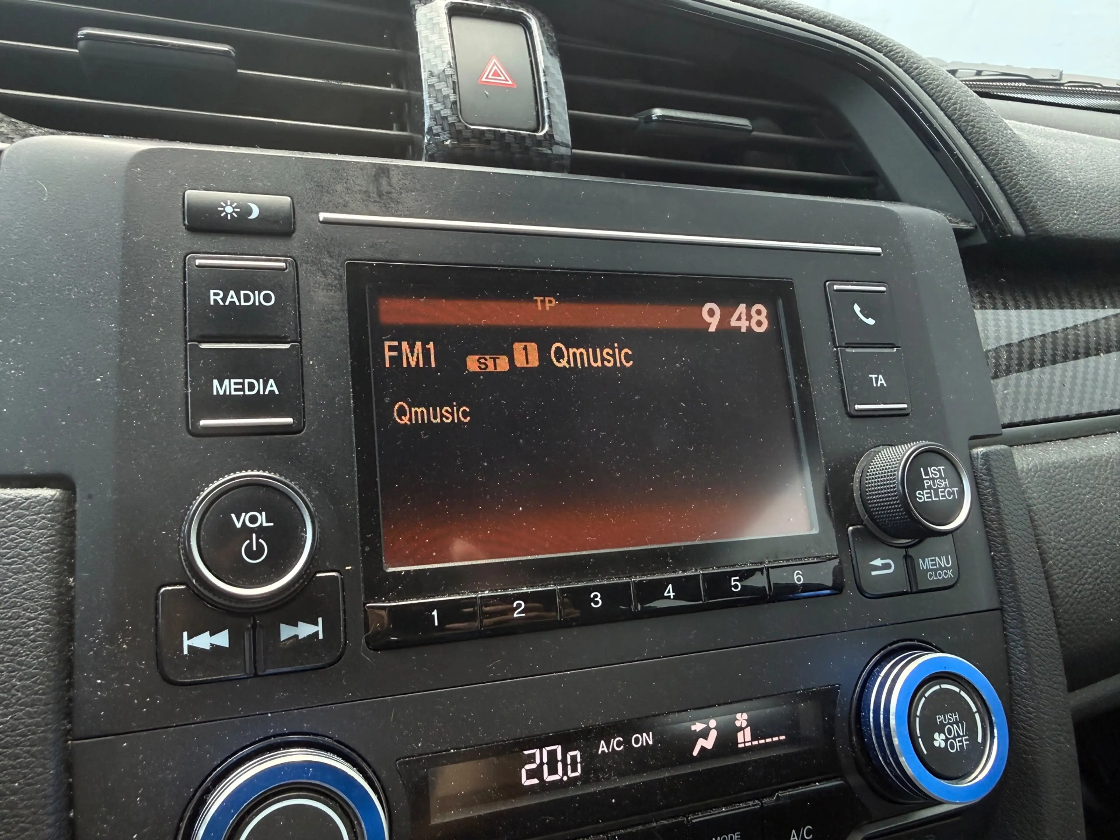 Honda Civic 1.0 i-VTEC S C- Climate- Cruise — photo 11