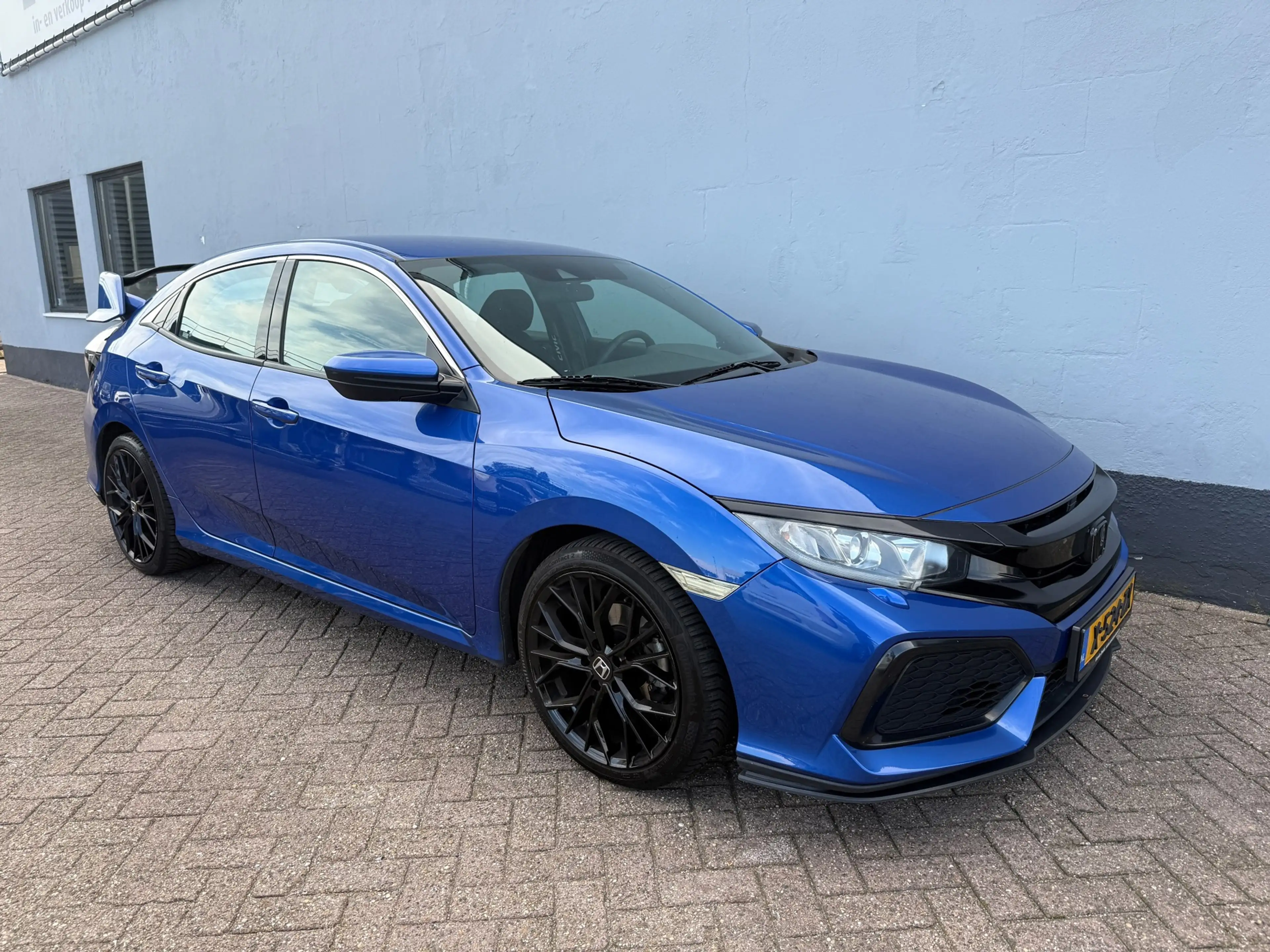 Honda Civic 1.0 i-VTEC S C- Climate- Cruise — photo 4