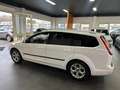 Ford Focus Turnier 1.6CDTi Viva*Rentnerfzg*AHK*NAV*SH Weiß - thumbnail 8