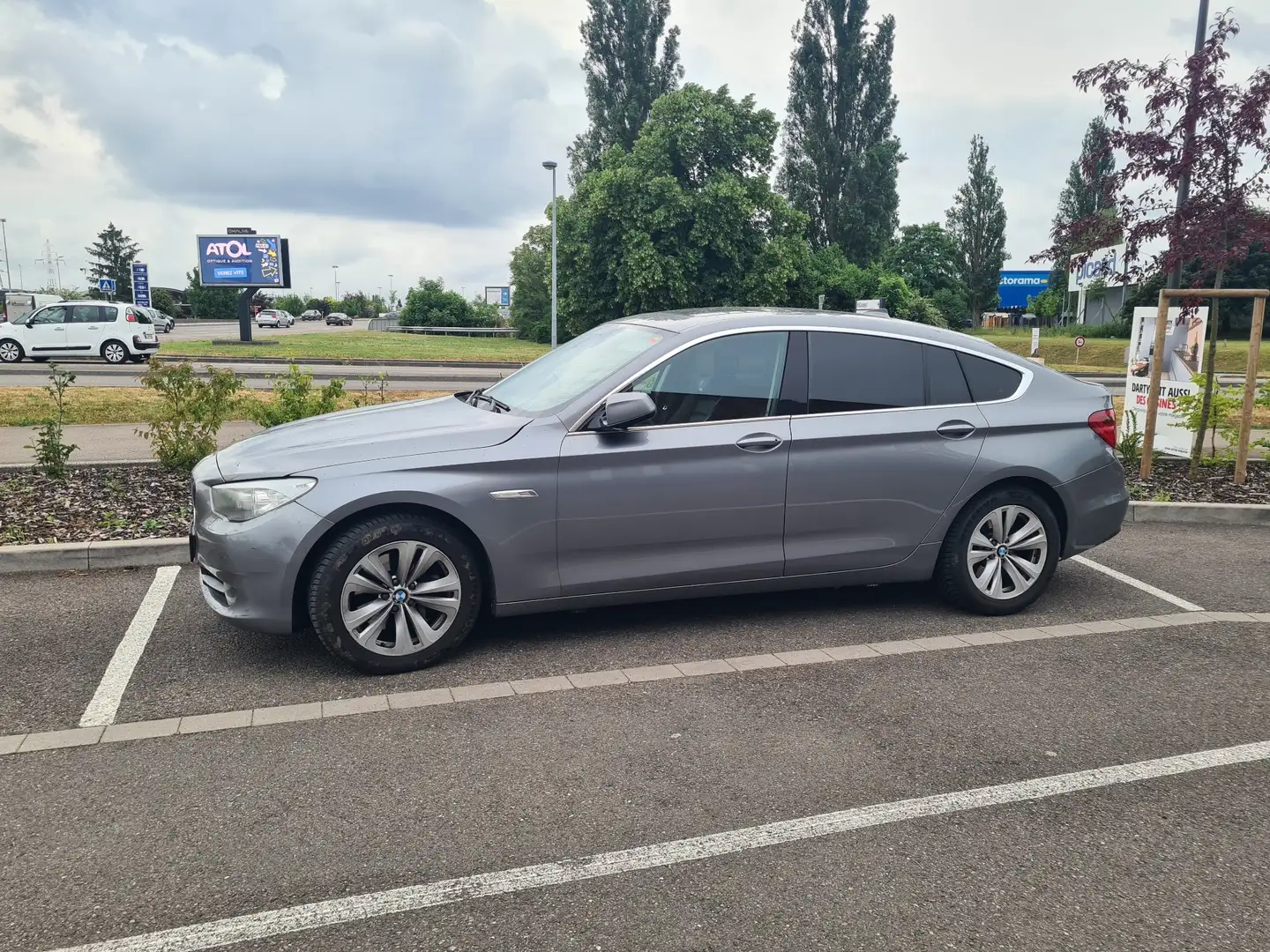 BMW 530 530d xDrive 245 ch Gran Turismo Exclusive A - 2