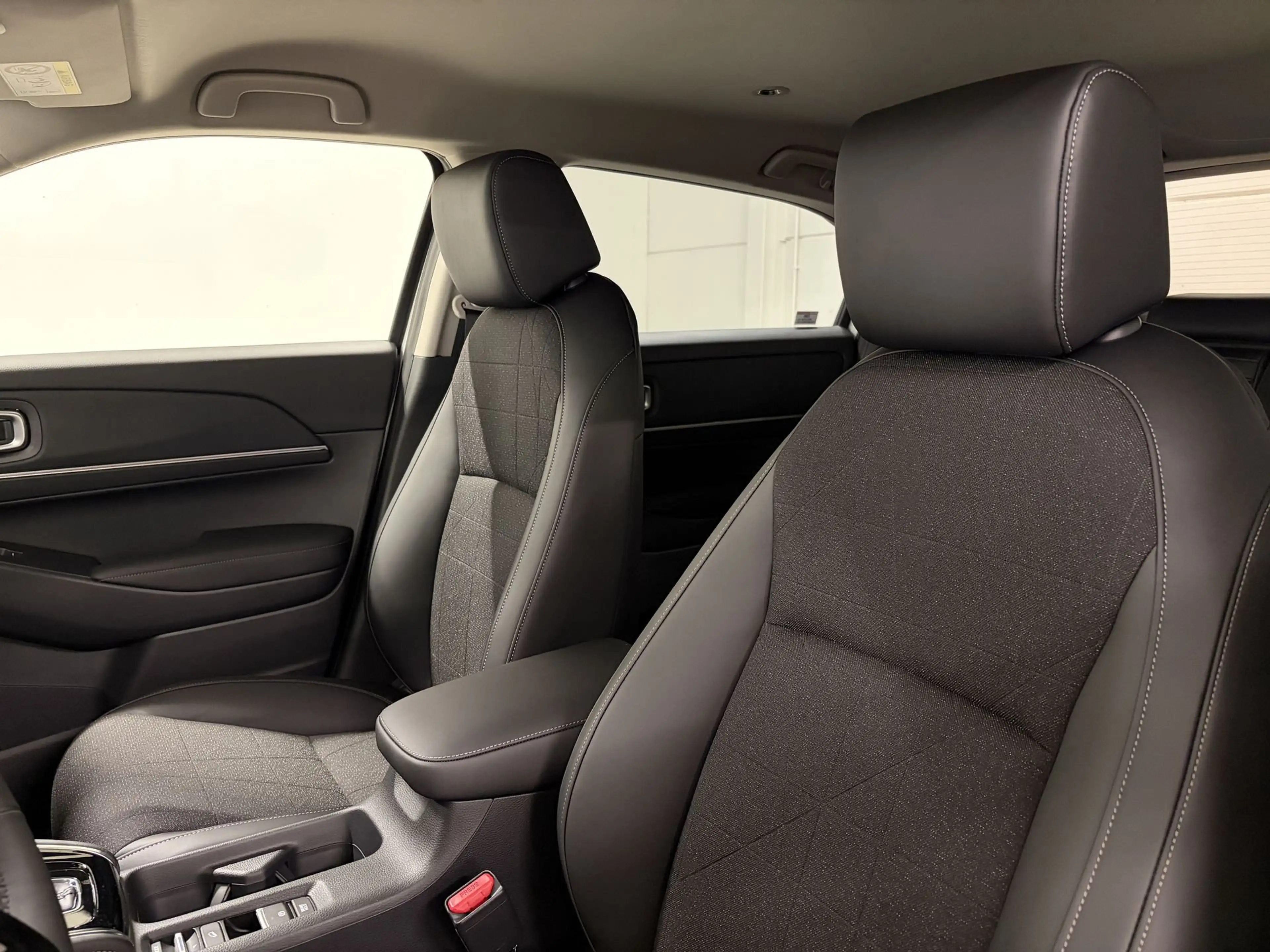 Honda HR-V 1.5 i-MMD HEV Advance AT — photo 10