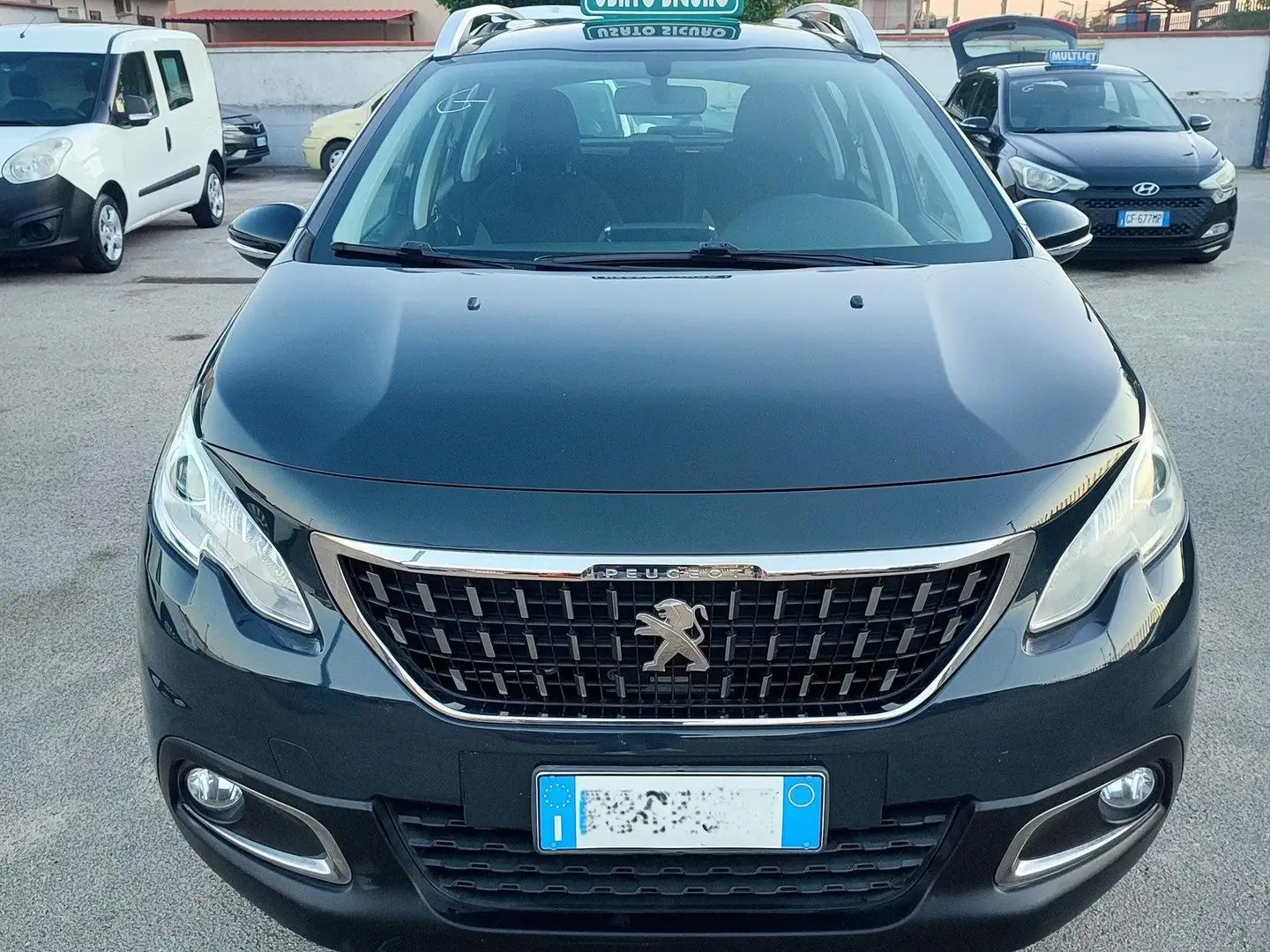 Peugeot 2008 1.2 bz Active 82cv Blu/Azzurro - 2