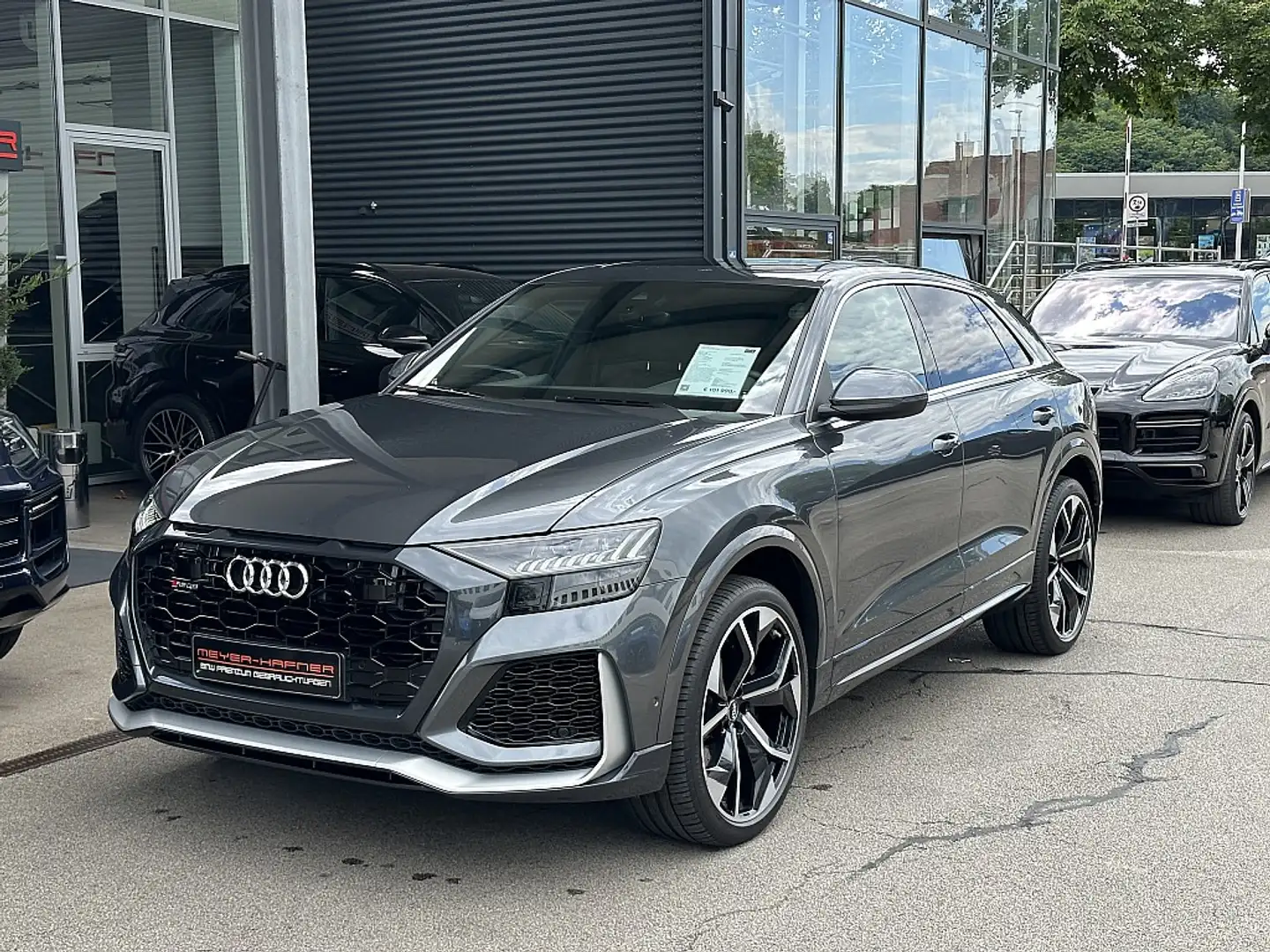 Audi Q8 RSQ8 quattro Aut. Grau - 1